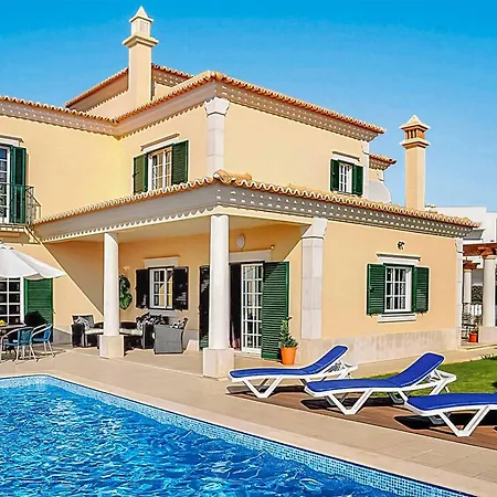 Anton Albufeira